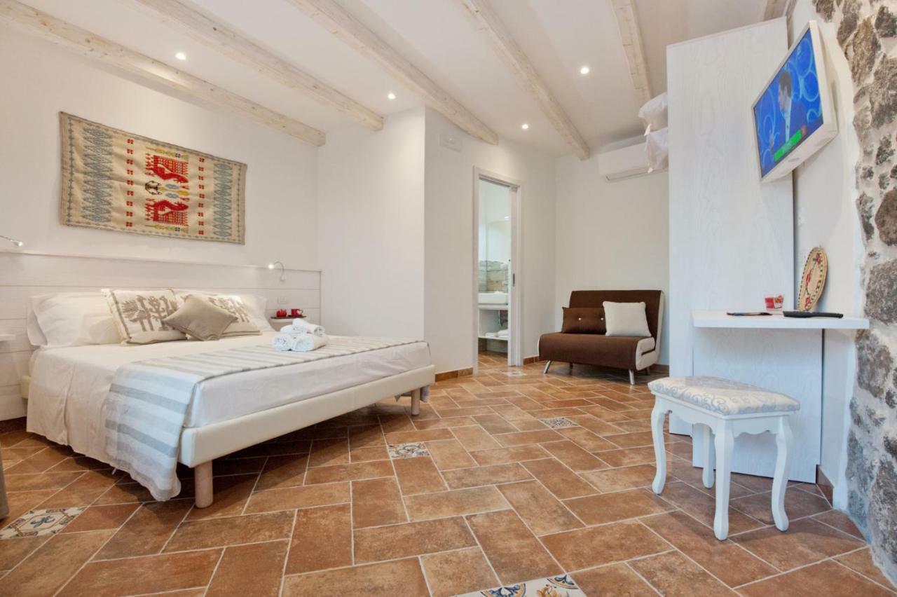 B&B La Roccia Castelsardo Exterior photo