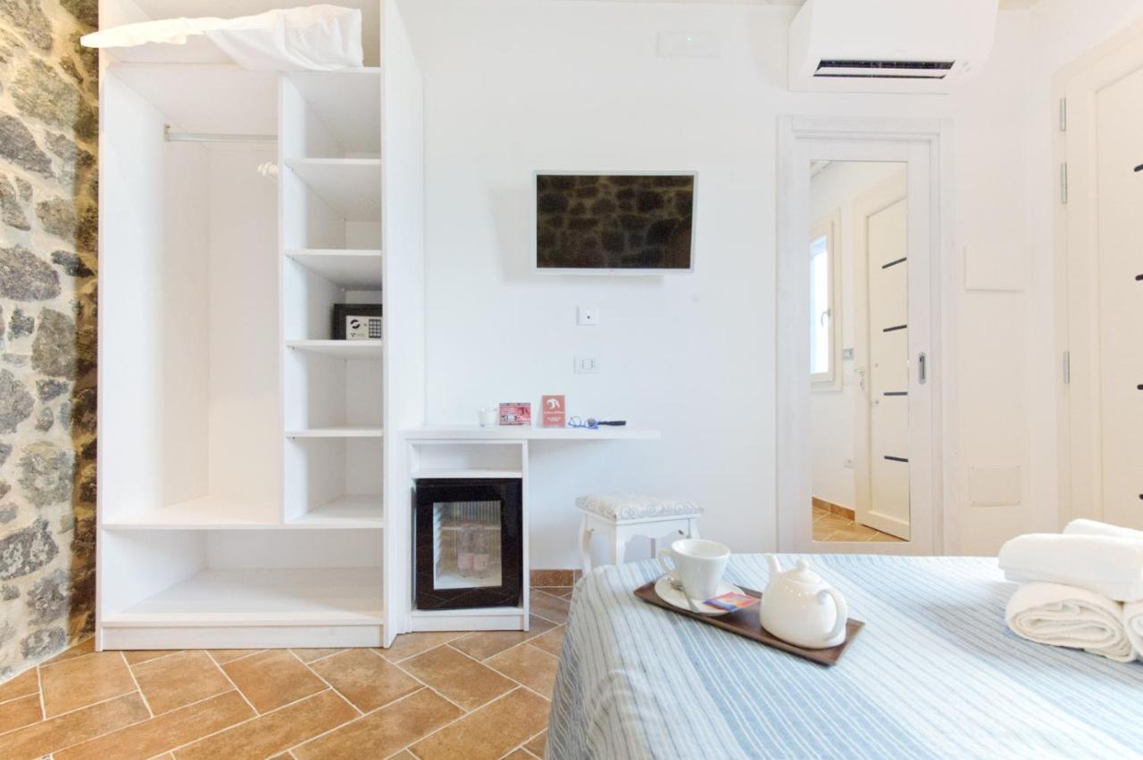B&B La Roccia Castelsardo Exterior photo