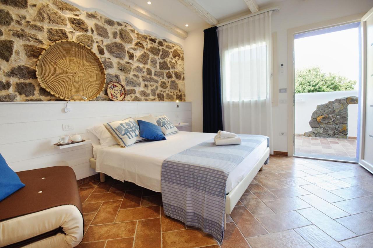 B&B La Roccia Castelsardo Exterior photo