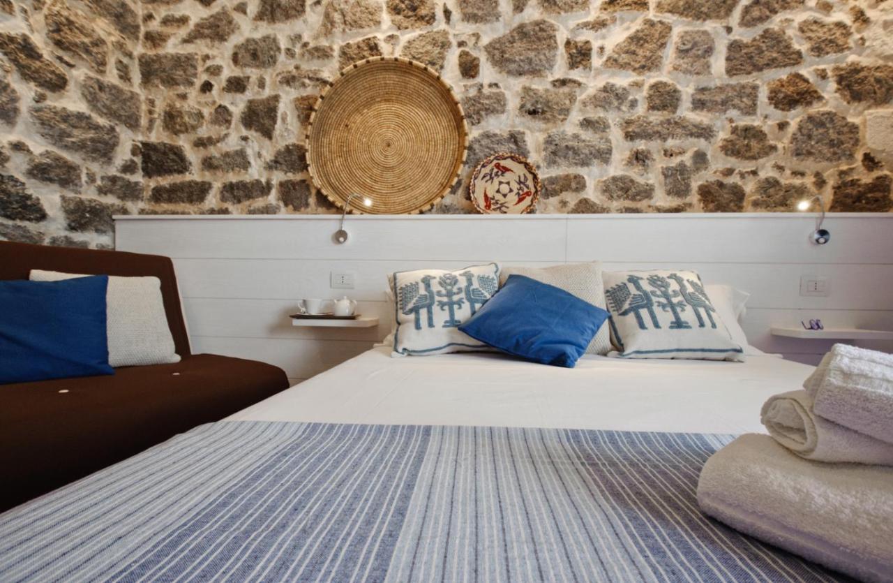 B&B La Roccia Castelsardo Exterior photo