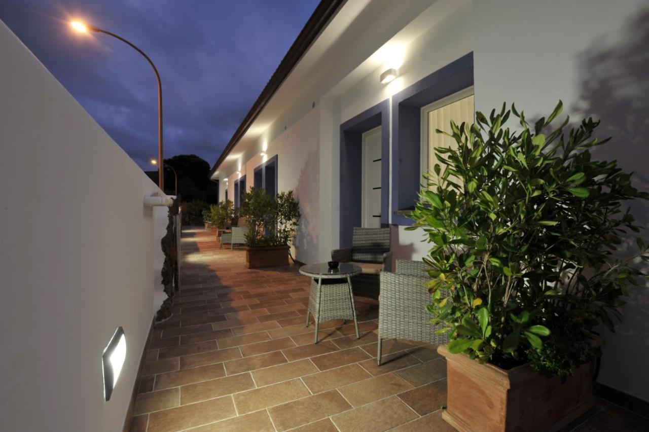 B&B La Roccia Castelsardo Exterior photo