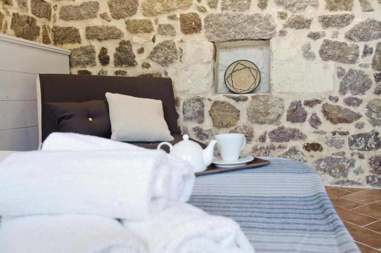 B&B La Roccia Castelsardo Exterior photo